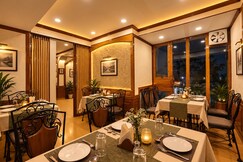 Address of Hotel Sangeet Mall Road Shimla
