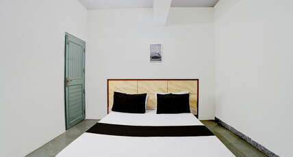 Hotel O REDMOON RESIDENCY SIGNATURE Room Type - Classic