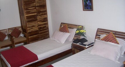 NEW LAAVISH HOTEL Room Type - Deluxe Room