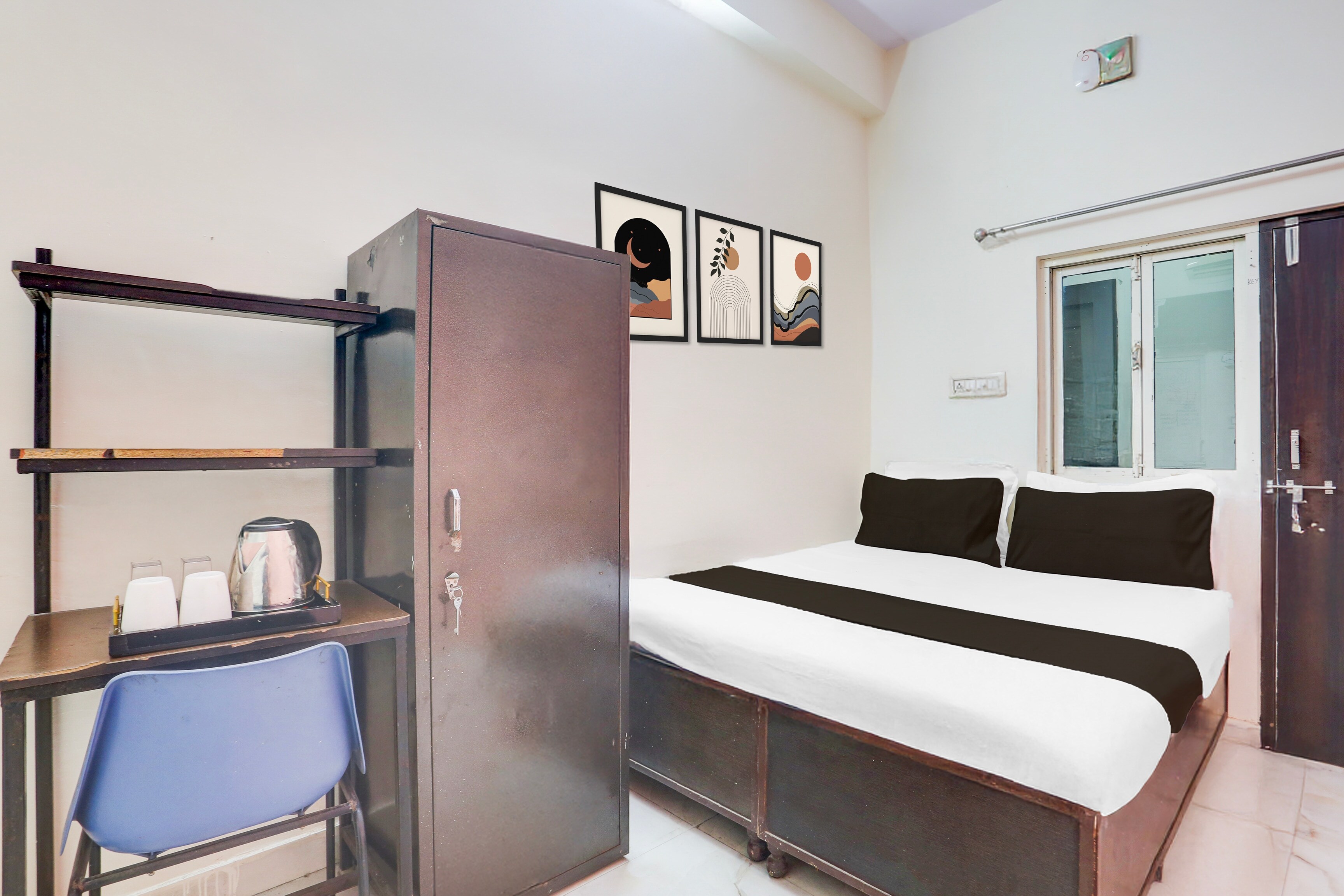 Hotel O Shiv Shakti - Tap to explore photos