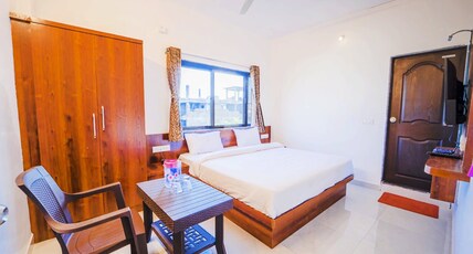 Dhimahi Residency Room Type - Deluxe AC Room