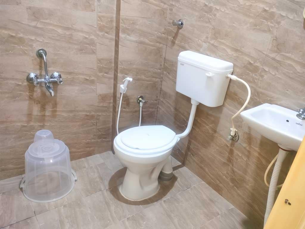 Z Express Marydale - Tap to explore photos