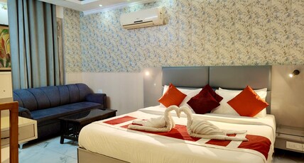 Hotel Ratan Palace Room Type - Superior Room