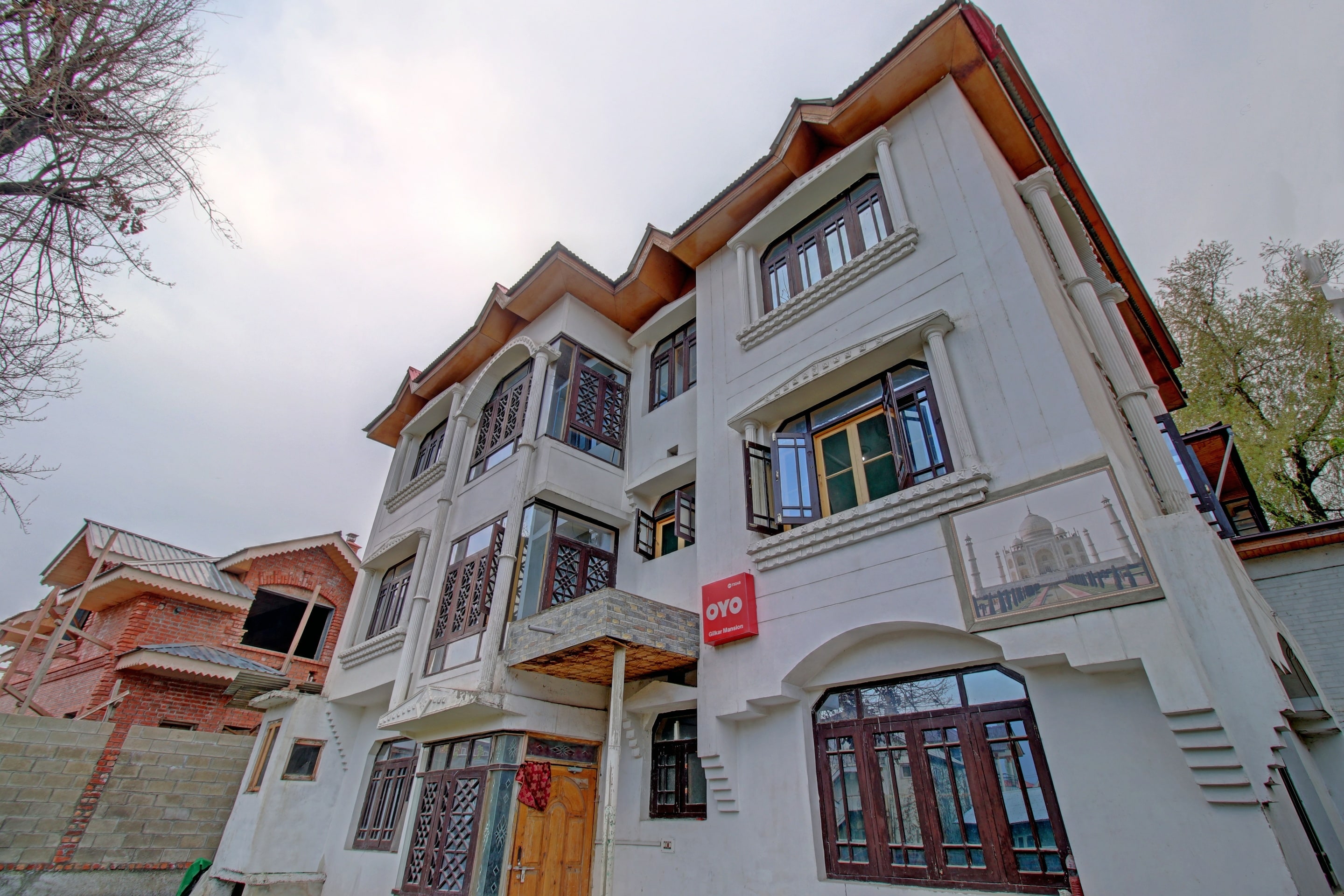 Hotel O Gilkar Mansion - Tap to explore photos