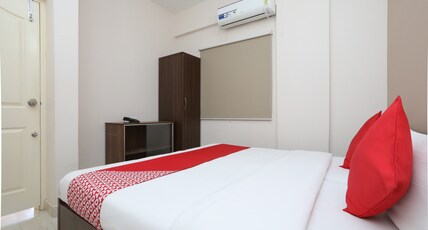 Hotel O Indra Comforts Room Type - Classic