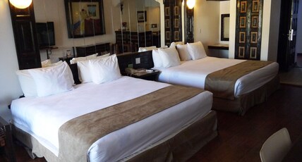 Best Western El Cid Room Type - 2 King Beds, Non-Smoking, Wet Bar, Refrigerator