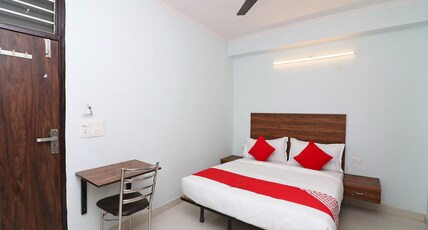 Super Hotel O Sathguru Residency Near New Ashok Nagar Metro Station Room Type - Classic