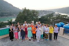 Hotel Devaaya Palace @ Laxman Jhula