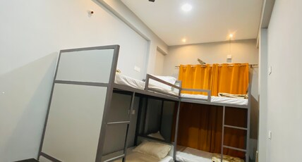 Hotel Staymore Room Type - Premium 4 Bed private dorm (AC)