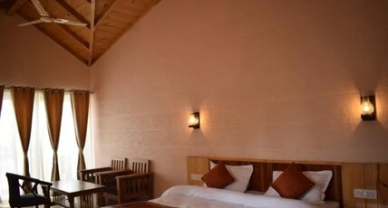 Mohini lakeview cottage Bhimtal Room Type - Suits lakeview balcony room