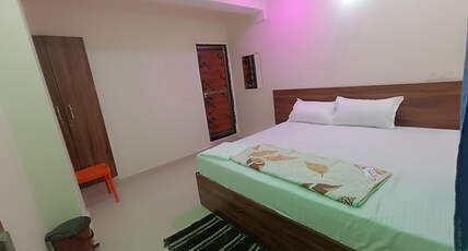 HOTEL RAJ PALACE Room Type - super deluxe