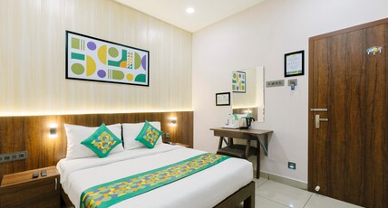 Treebo RKH Palace Room Type - Standard Room