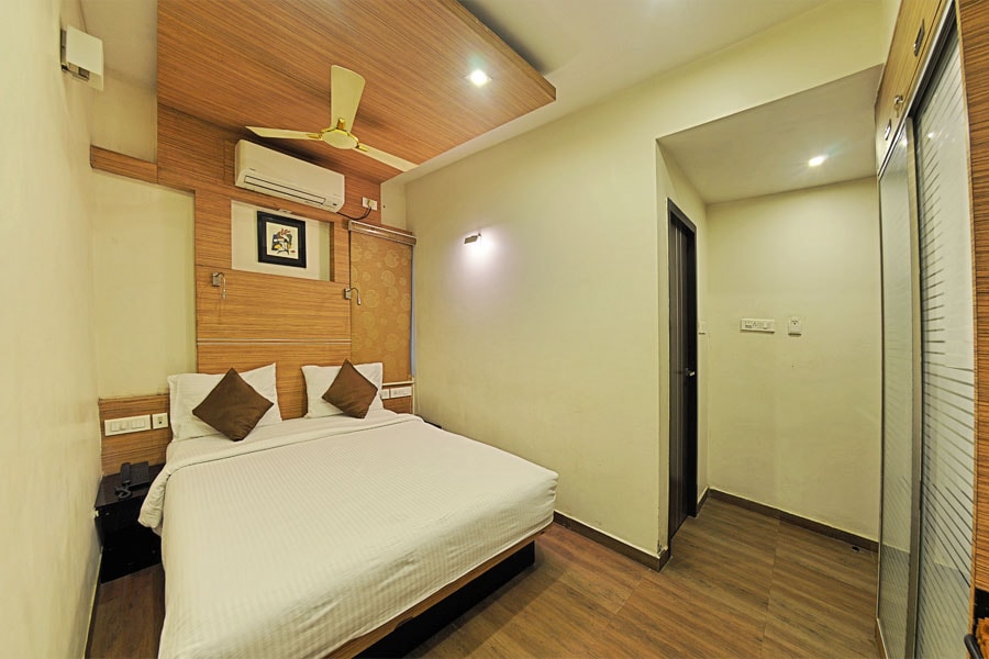 Kuber Inn Nandanam - Tap to explore photos