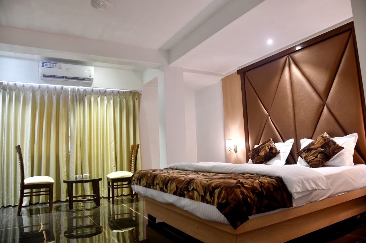Hotel Monarch Center Point near Dahanu Beach - Tap to explore photos