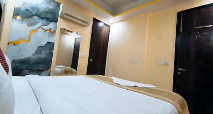 Hotel Amour Room Type - Deluxe Room