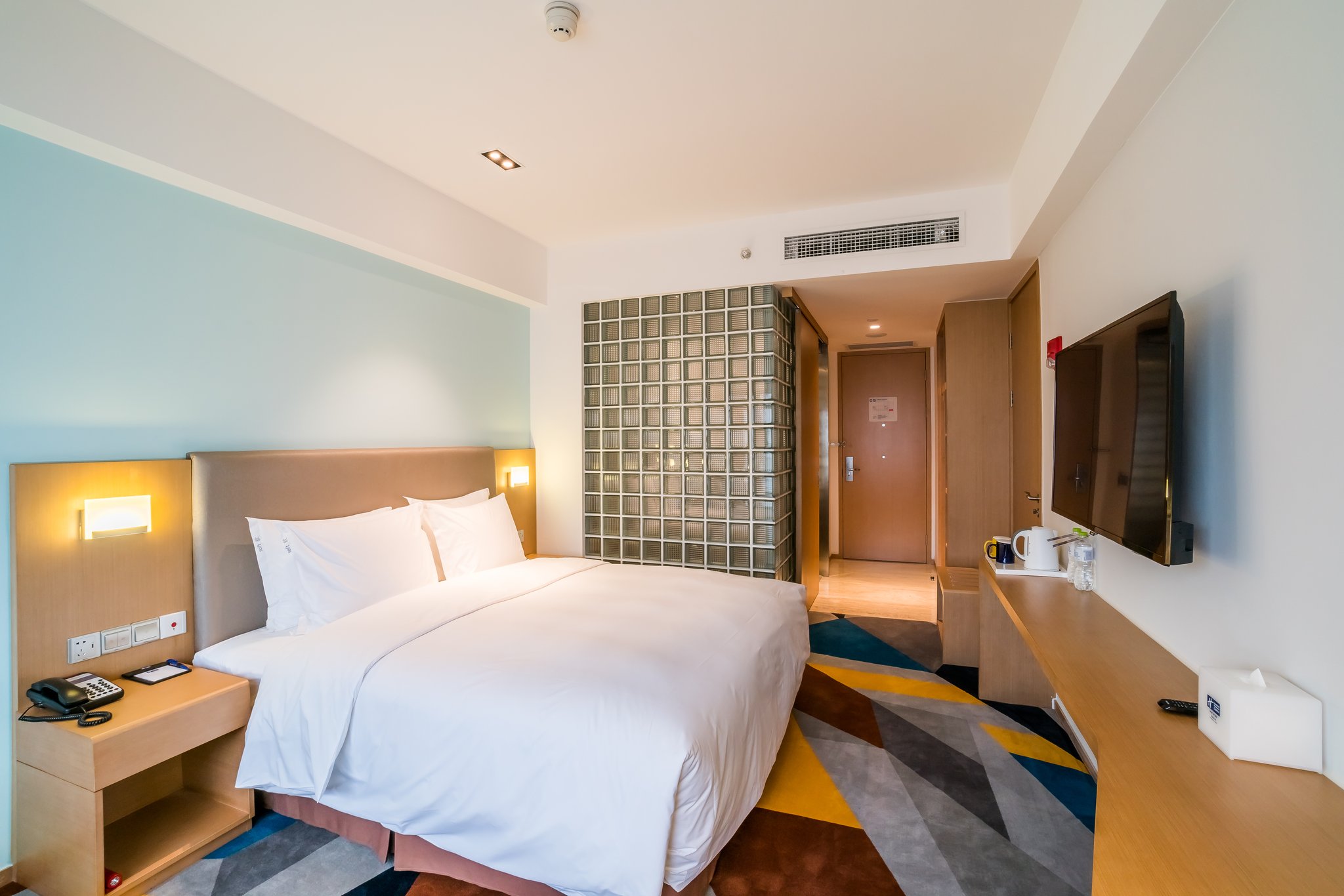 Holiday Inn Express Chengdu Xindu - Tap to explore photos