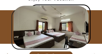 Shakti hostel&hotel Room Type - Super Deluxe AC 5 Bedroom
