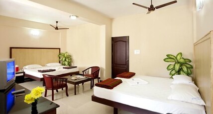 Hotel Subam Room Type - Family Room(4 Bed A/C)