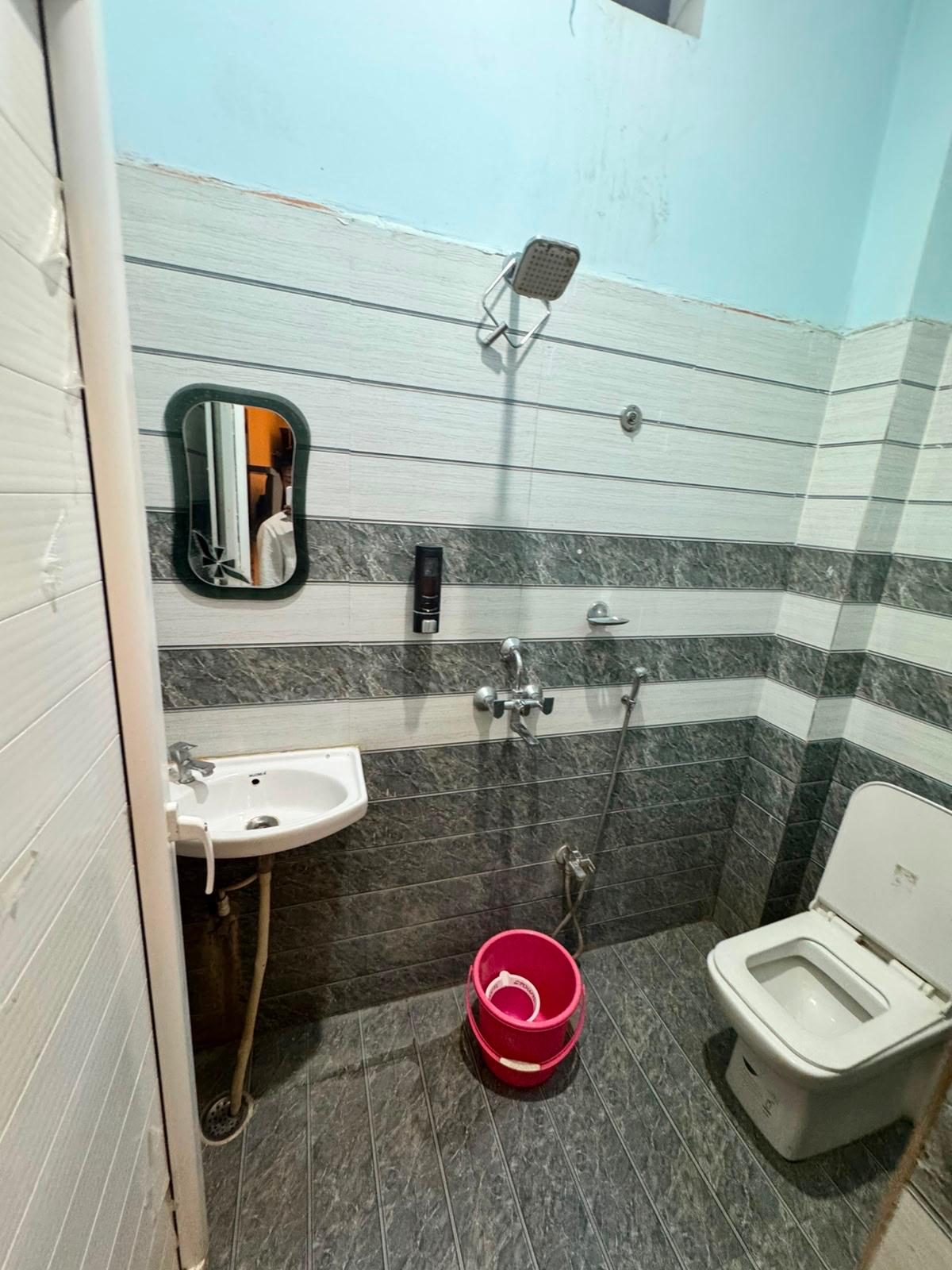 Abhinandan Guest House - Tap to explore photos