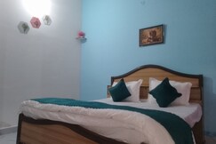 Abhi Home Stay Mailani