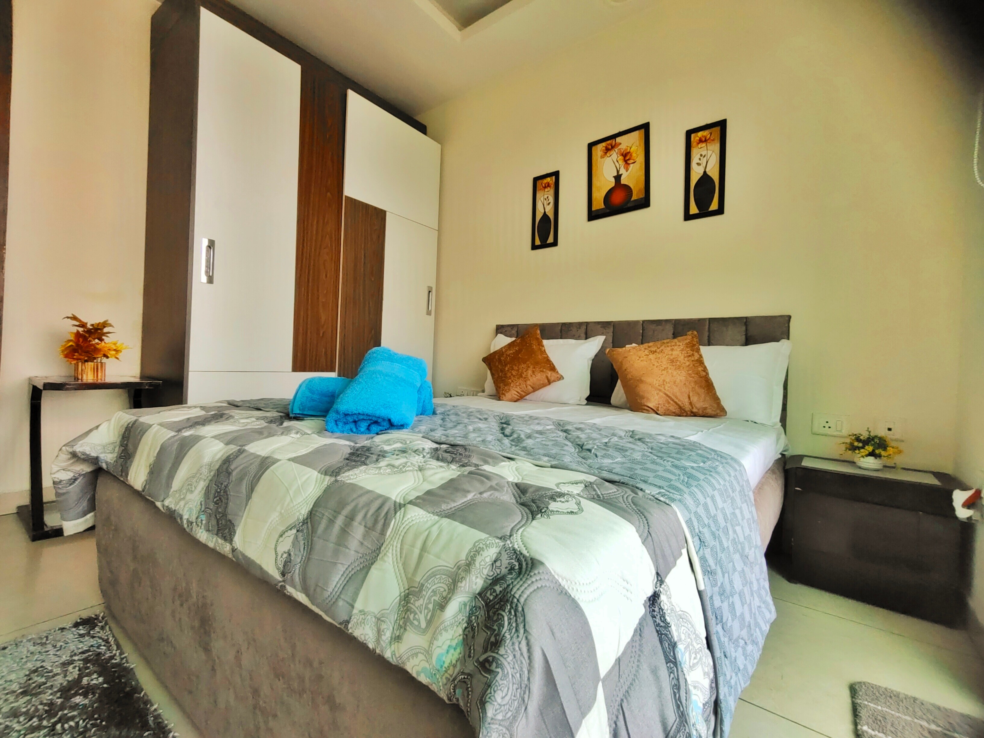 Friendly Stays 1 BHK | Party-friendly stay on Ambala-Chandigarh Highway - Tap to explore photos