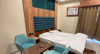 Hotel M Plaza New Digha Room Type - Deluxe King Room with Balcony