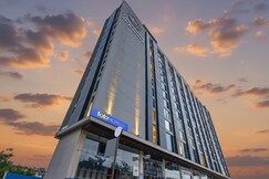 FabHotel The Grand Anukampa With Swimming Pool