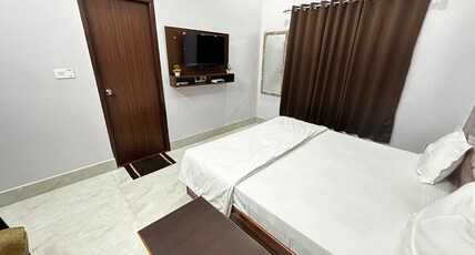 Raghuvar Inn Room Type - Standard Room