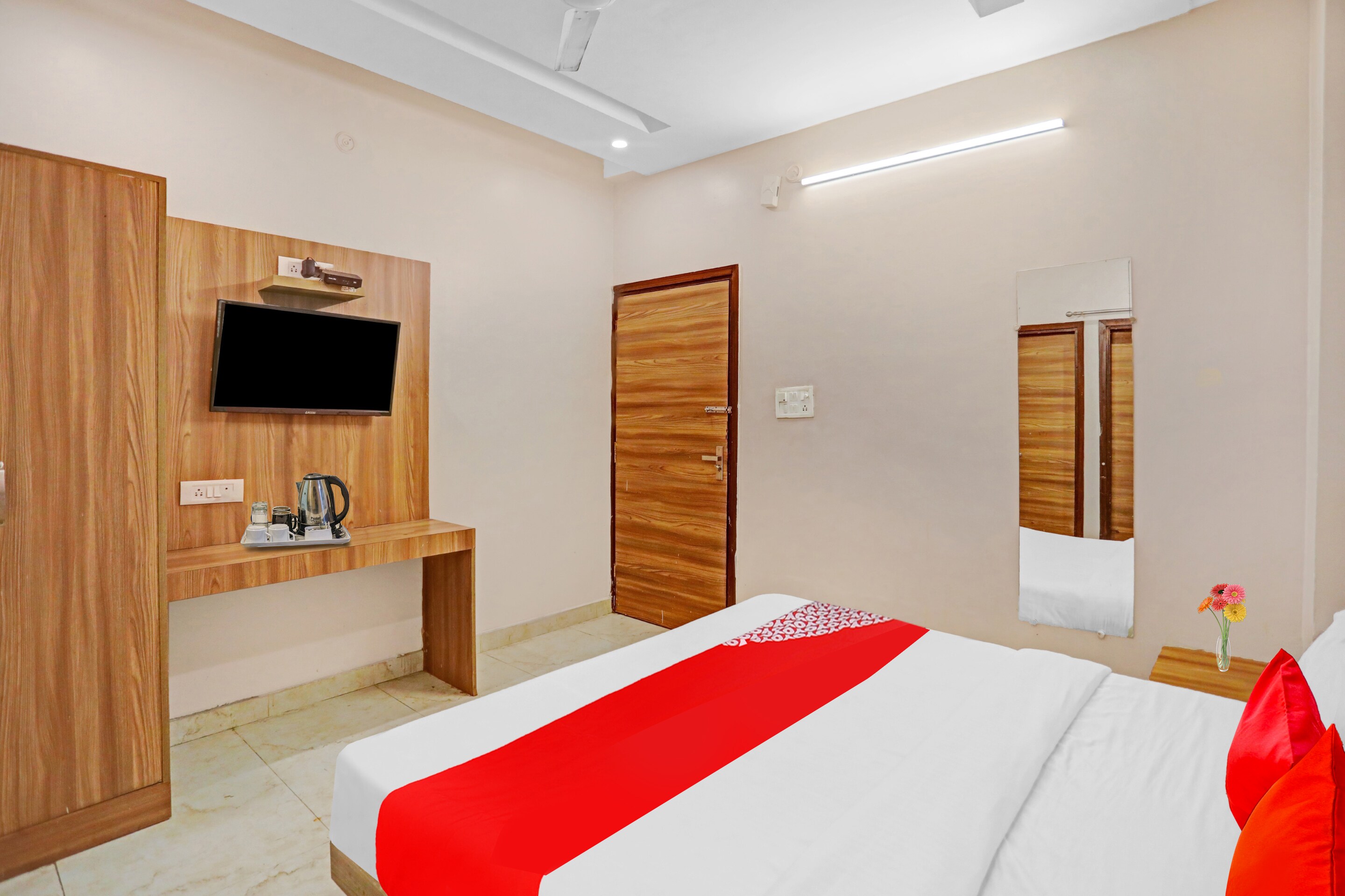 Hotel O Smile Residency Near Dwarka Sector 9 Metro Station - Tap to explore photos