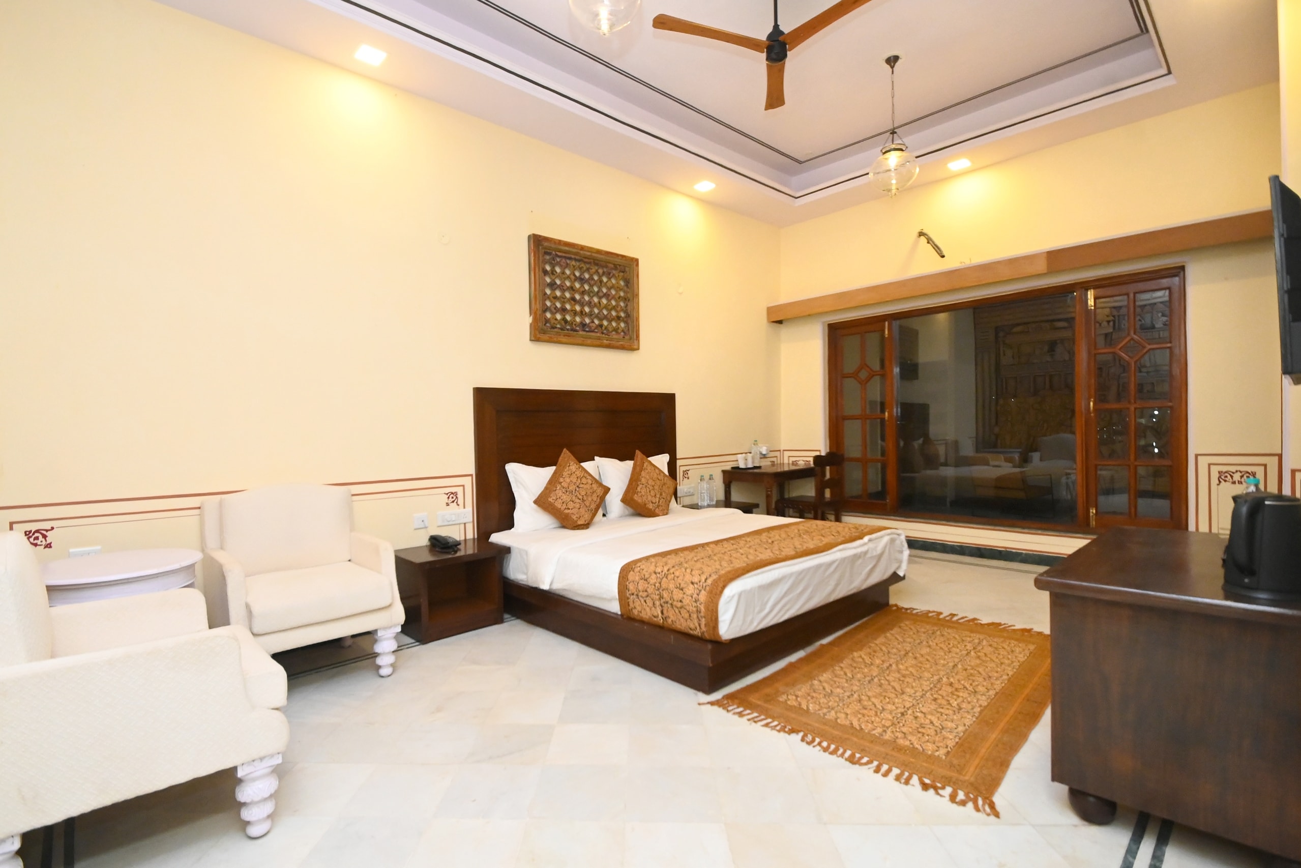 Aaram Baagh Resort & Spa Maheshwar - Tap to explore photos