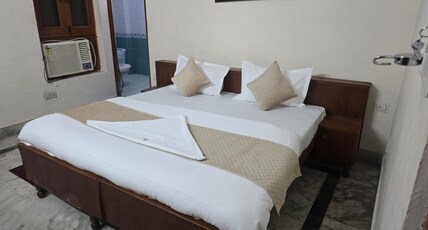 Hotel Maa Heritage Room Type - Super Deluxe Room