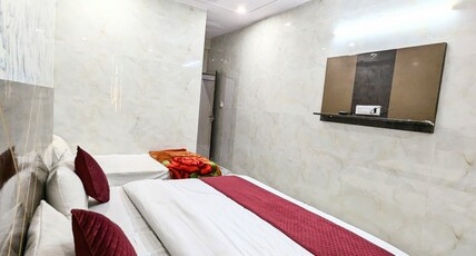 Mahesh Hotel & Resturant Room Type - Standard Room