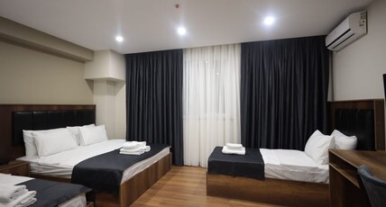 Bzn Airport Hotel Room Type - Standard King Room