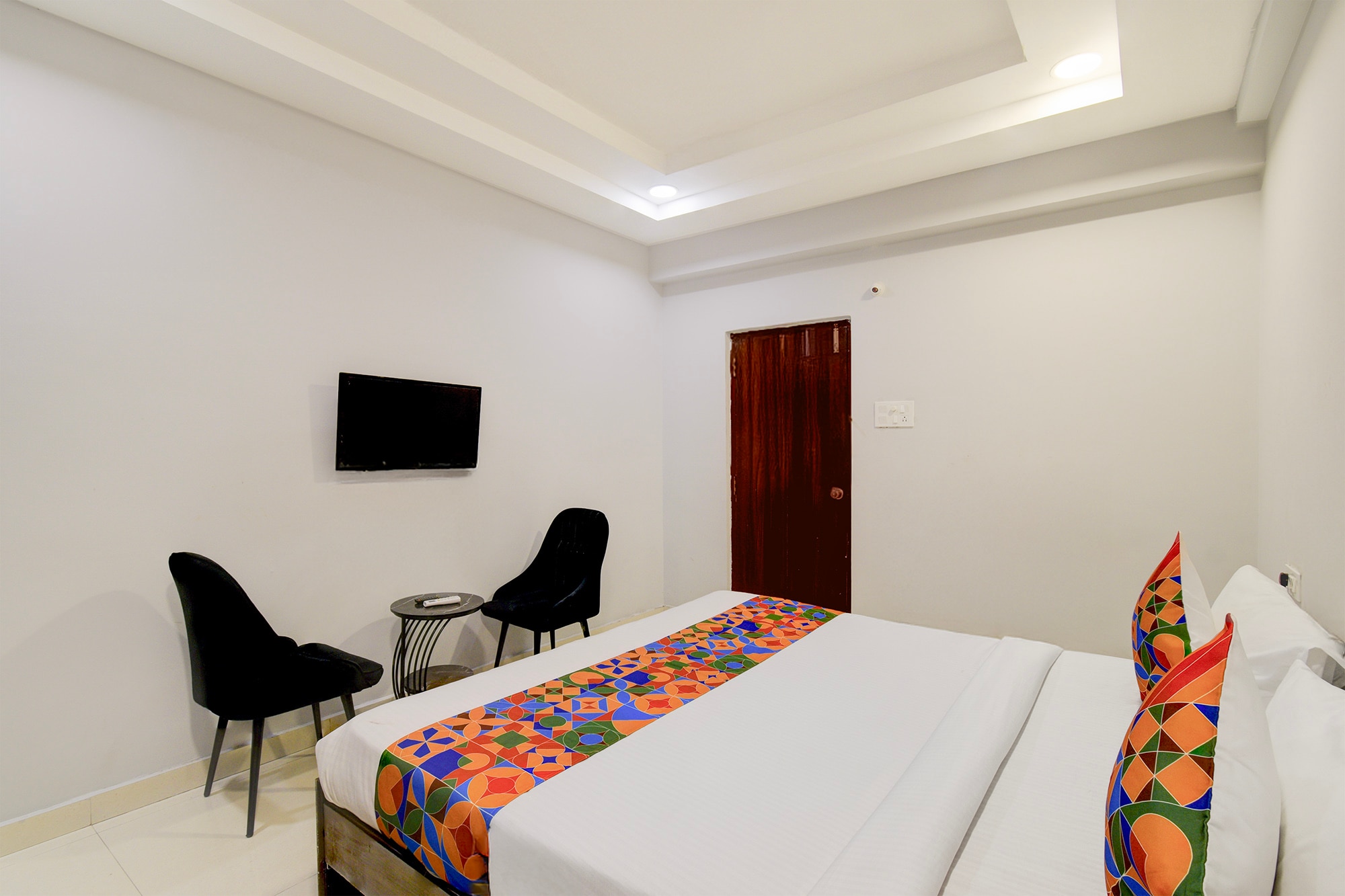 FabHotel Jaswitha Grand - HITEX Exhibition Center, Kondapur - Tap to explore photos