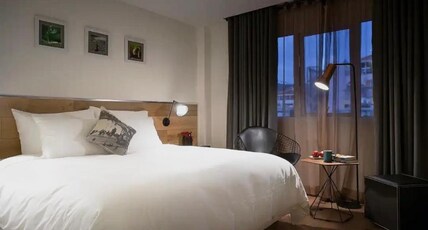 C Central Hotel Room Type - Deluxe Double or Twin Room