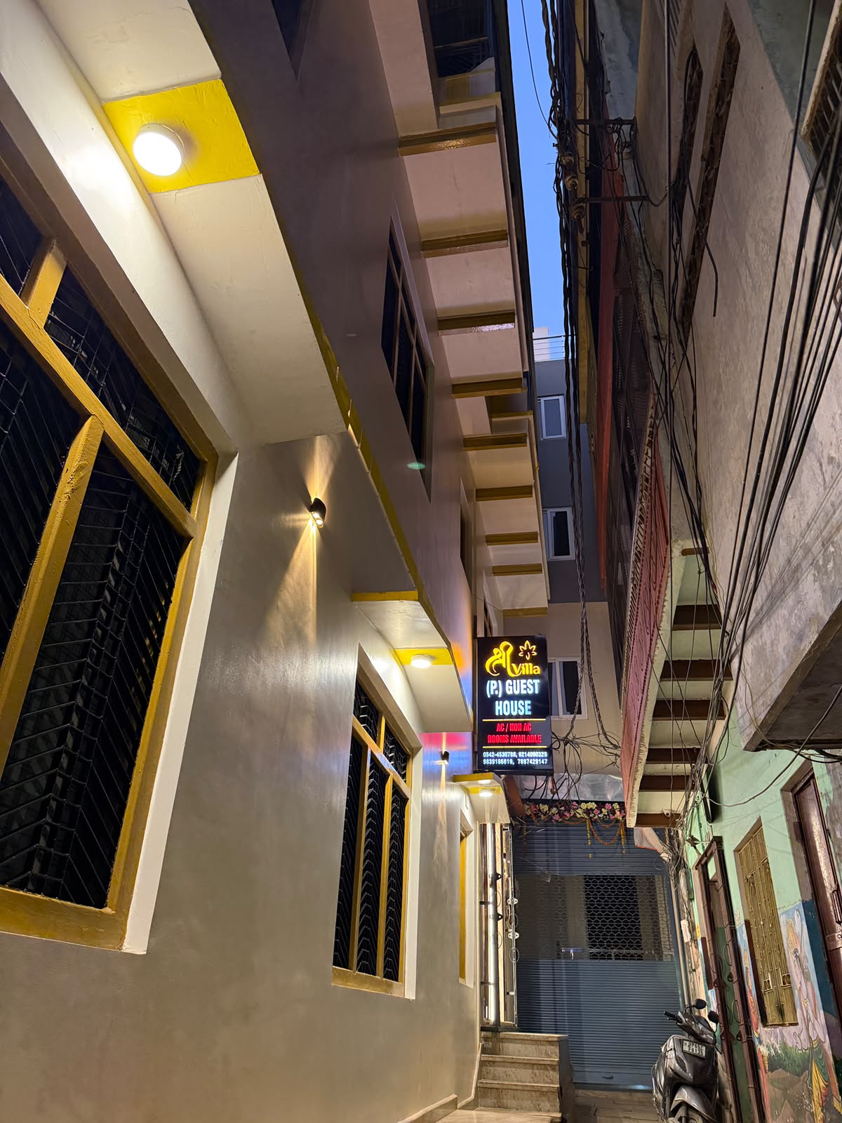 Shree Villa Guest House - Tap to explore photos