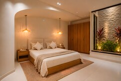 Address of The Aurelia Suite | Jacuzzi | XBOX