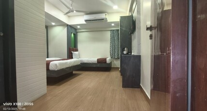 Hotel ABRAJ INN Luxurious Stay Room Type - Twin room