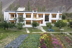 Hotel Snow Leopard