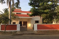 Luxury Service Home - Hindustan Comfort Homes