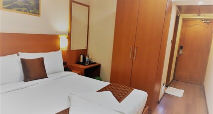 Hotel Sahara Inn Room Type - Executive Room