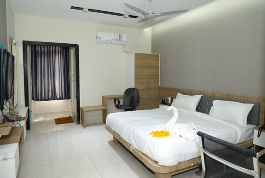 HOTEL SITARA ELITE