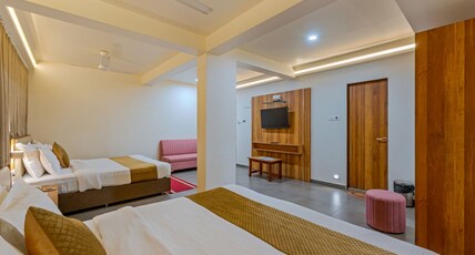 Hotel Kiyara Room Type - Family 4 Bed Non AC Room