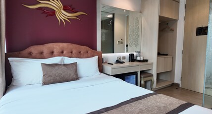 Syama Mansion Phromphong Room Type - Premier Queen Room