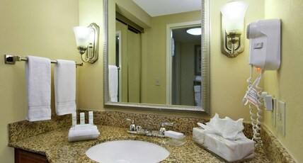 Homewood Suites by Hilton Chesapeake - Greenbrier Room Type - 1 KING 1 BDRM STE NONSMOK