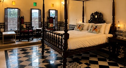 Vivaana Museum Hotel Room Type - Royal Room Vivaana Museum Hotel Room Type - Royal Room