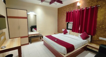 Hotel Jagdish Room Type - Deluxe A.C Room