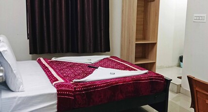 Sri Badrakali Veerabhadreshwara Comfort Room Type - Deluxe Double NON AC