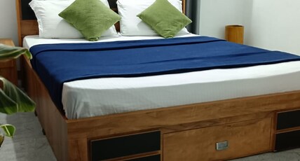 Royal Valley Serviced Villa Room Type - Nature Bliss Room
