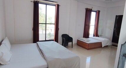 Relax Home Stays Room Type - Bedroom @ 3rd floor